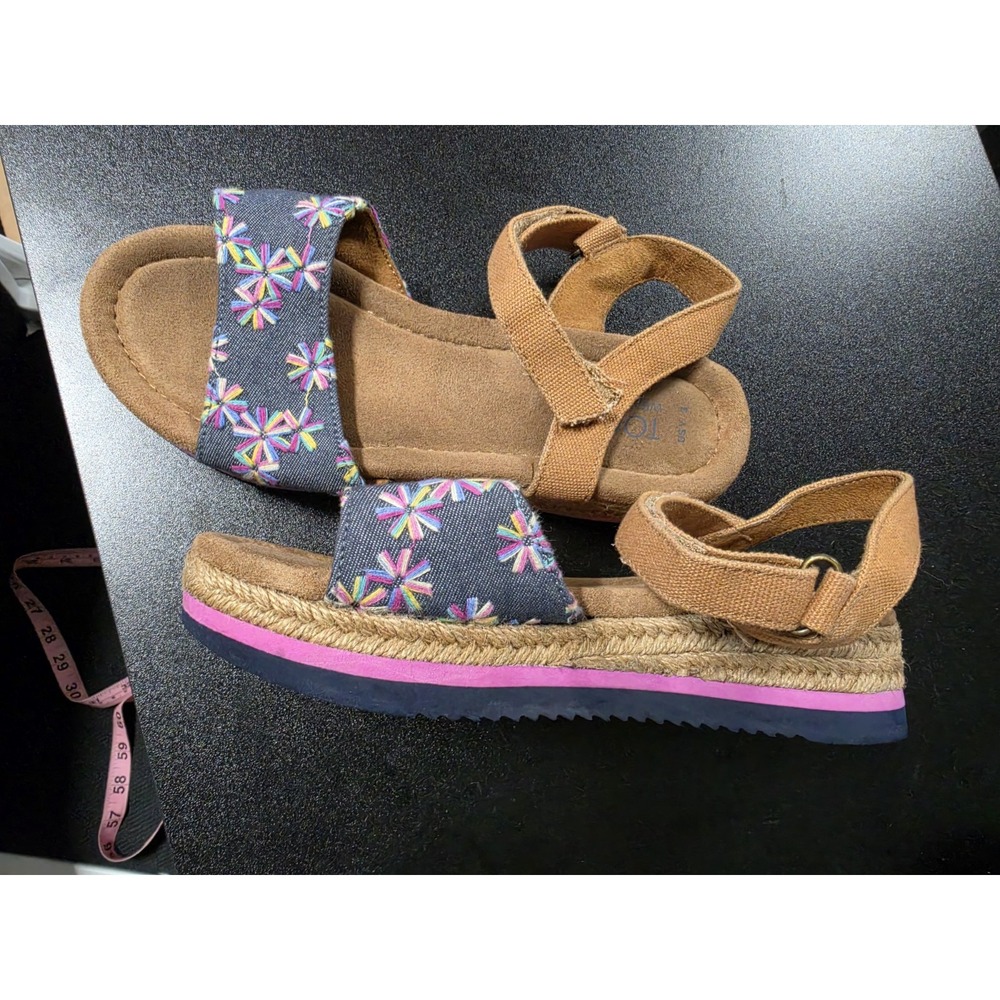 TOMS Abby Platform Espadrille Girls  Size 3 Casual Sandals Navy Floral